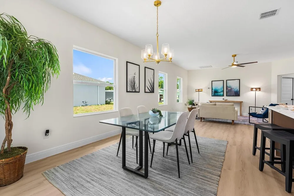 8236 104TH COURT Vero Beach, FL 32967