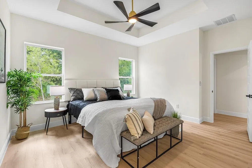 8236 104TH COURT Vero Beach, FL 32967