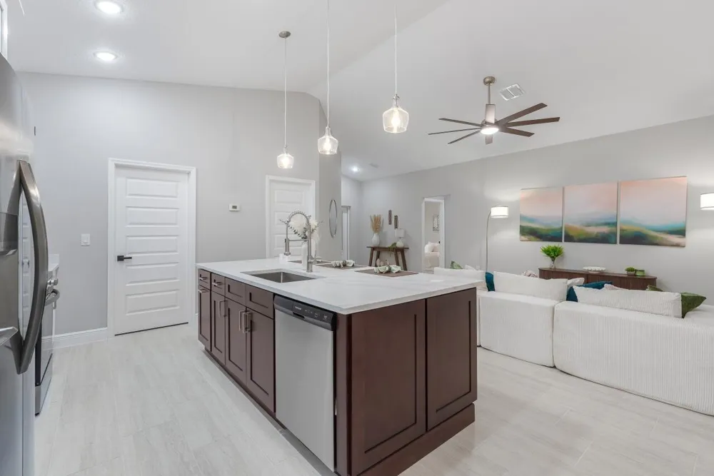 8226 104TH COURT Vero Beach, FL 32967