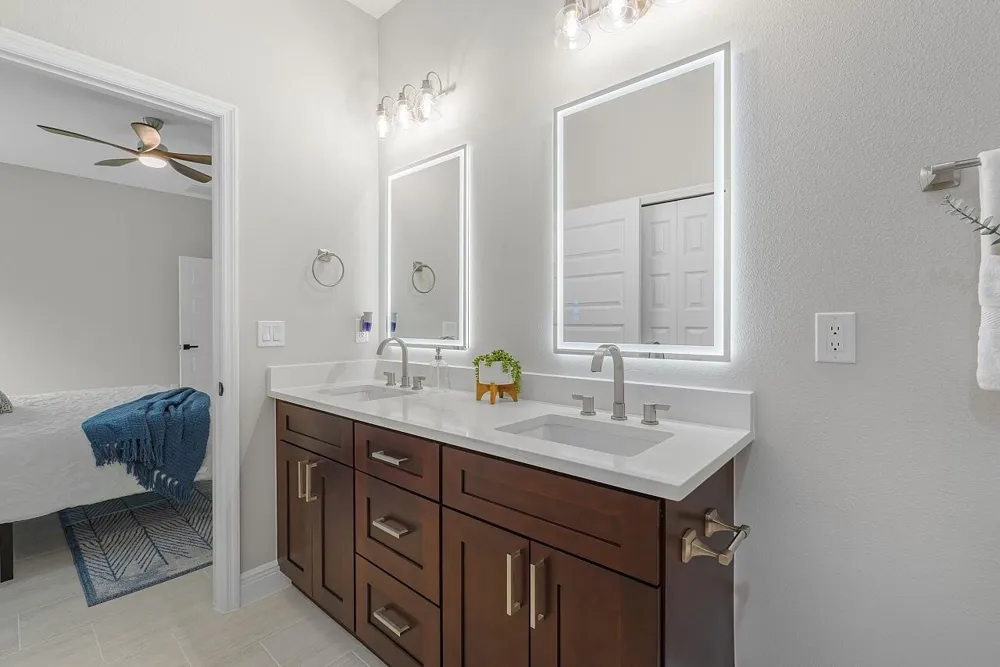 8226 104TH COURT Vero Beach, FL 32967