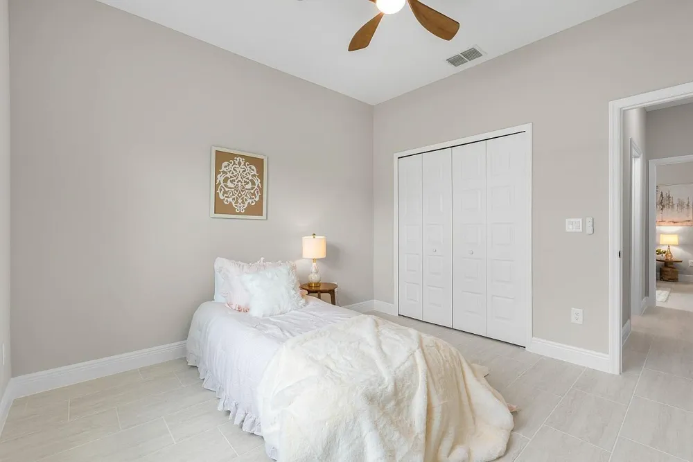 8226 104TH COURT Vero Beach, FL 32967