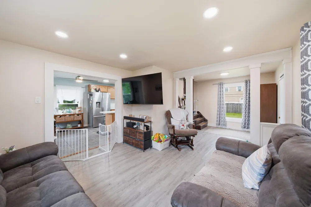 1136 Cooper Street Jackson, MI 49202