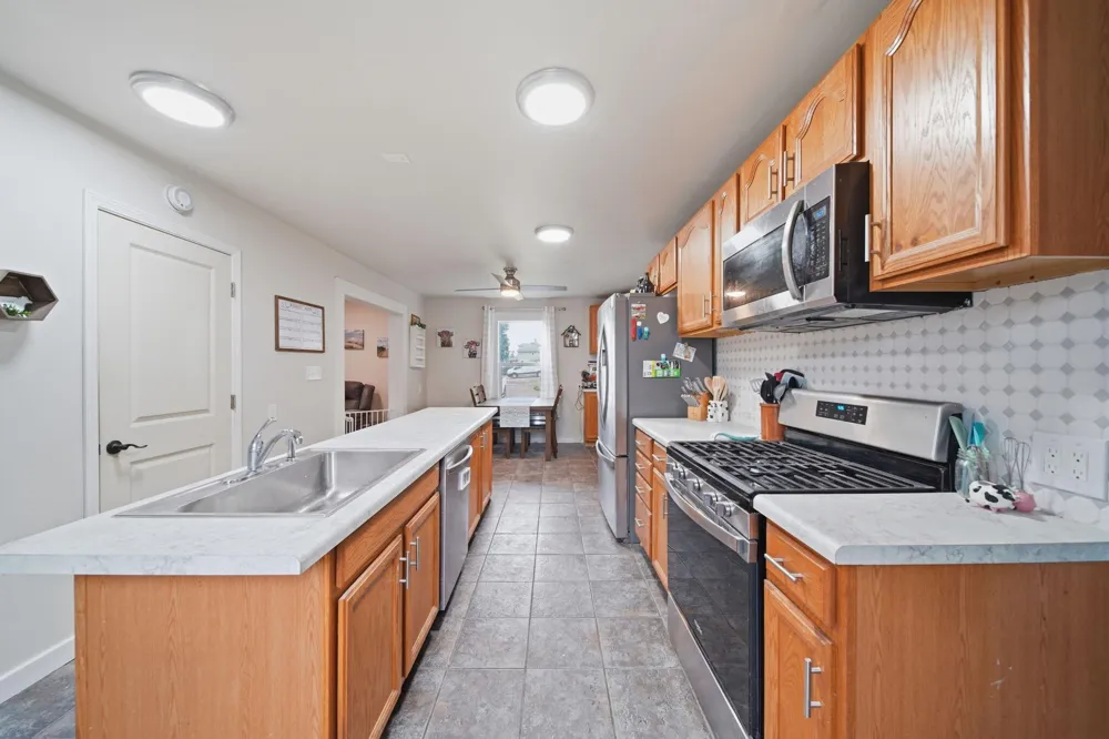 1136 Cooper Street Jackson, MI 49202