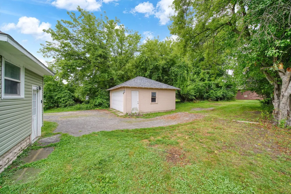 1136 Cooper Street Jackson, MI 49202