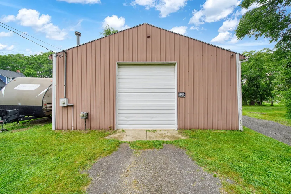 1136 Cooper Street Jackson, MI 49202