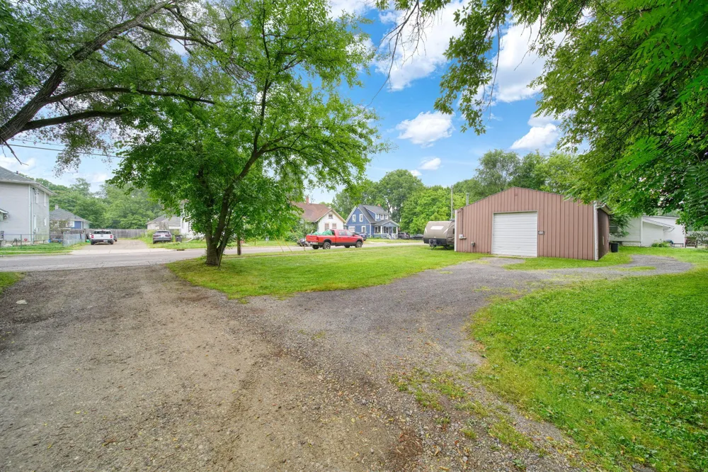 1136 Cooper Street Jackson, MI 49202