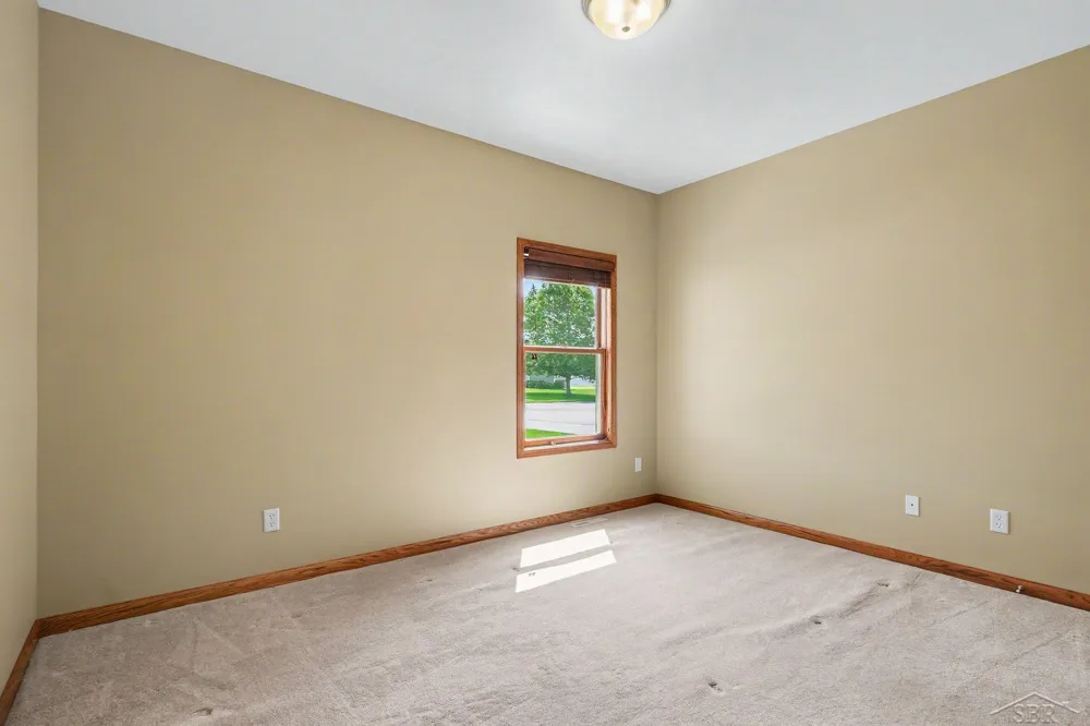 3647 Coachmans Ridge Drive Saginaw Charter Township, MI 48603