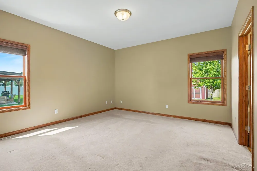3647 Coachmans Ridge Drive Saginaw Charter Township, MI 48603