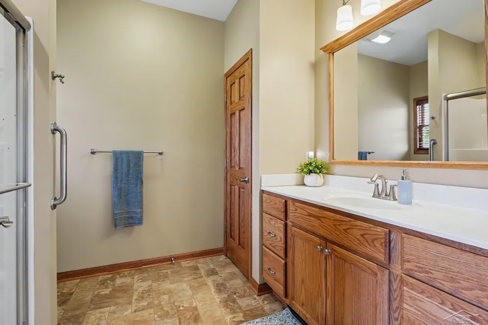 3647 Coachmans Ridge Drive Saginaw Charter Township, MI 48603