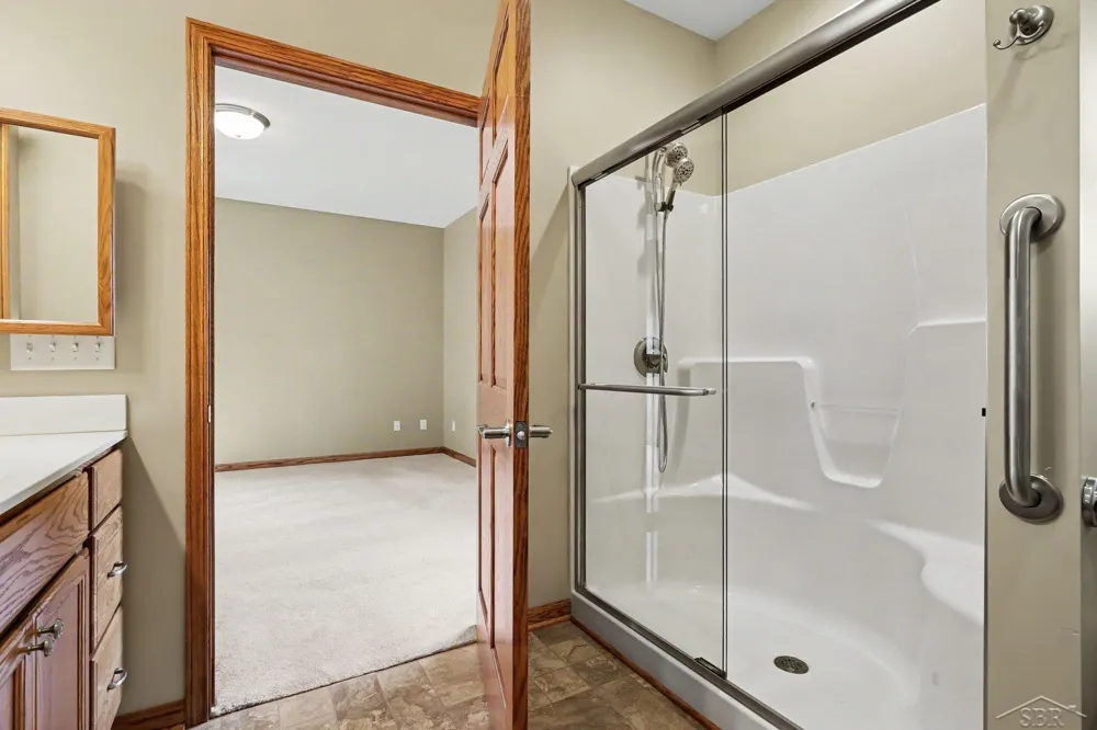 3647 Coachmans Ridge Drive Saginaw Charter Township, MI 48603
