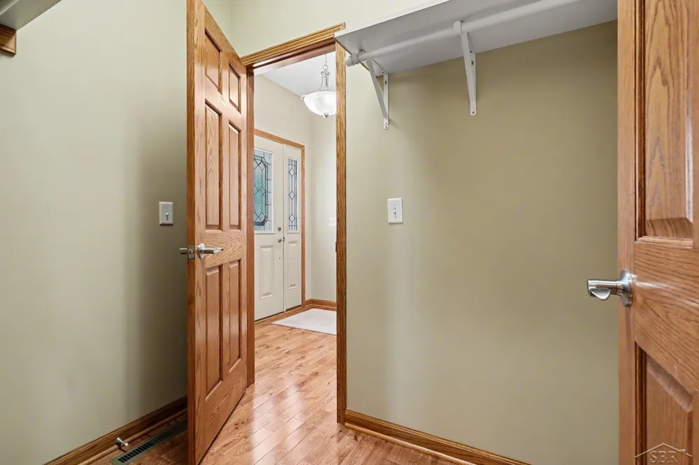 3647 Coachmans Ridge Drive Saginaw Charter Township, MI 48603