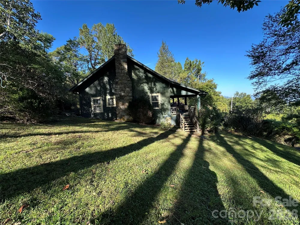 16 Osborn Knob Road Little Switzerland, NC 28749