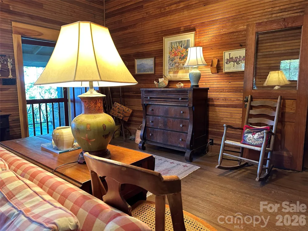 16 Osborn Knob Road Little Switzerland, NC 28749