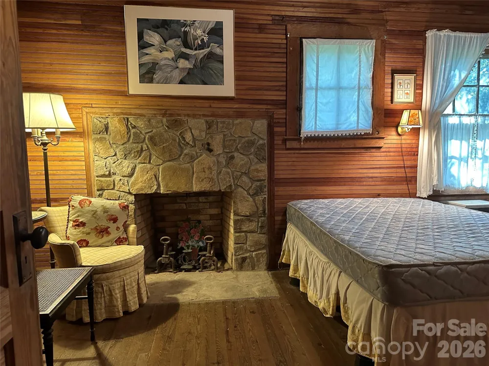 16 Osborn Knob Road Little Switzerland, NC 28749