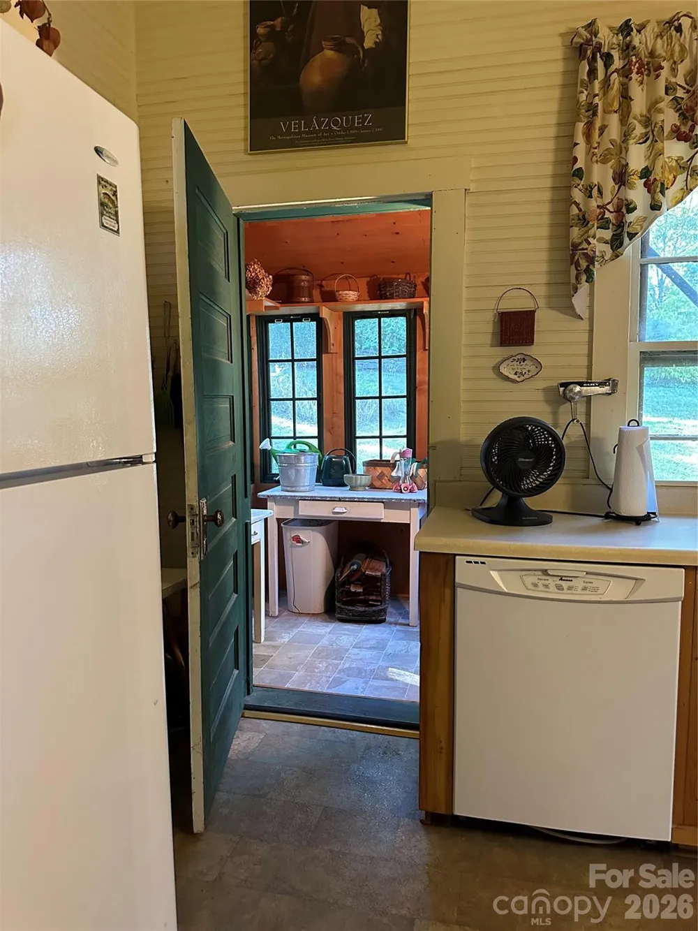 16 Osborn Knob Road Little Switzerland, NC 28749