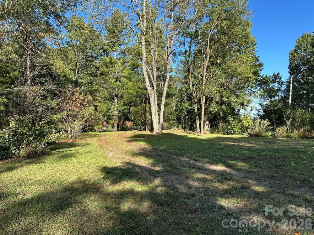 16 Osborn Knob Road Little Switzerland, NC 28749