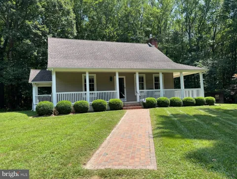 12 SOUTH DRIVE