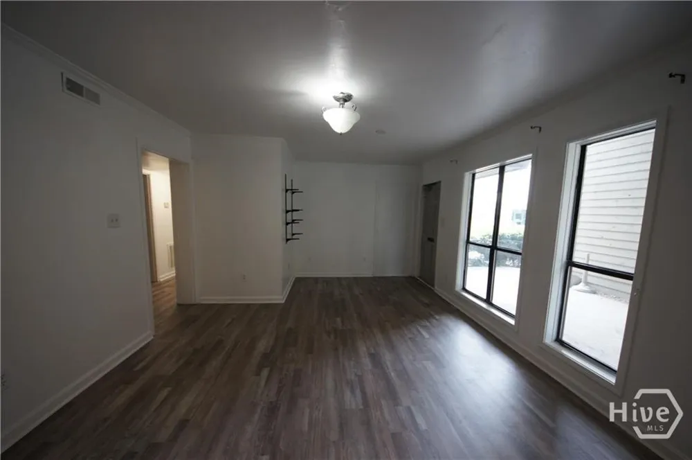 355 Commerce Place #E Savannah, GA 31406