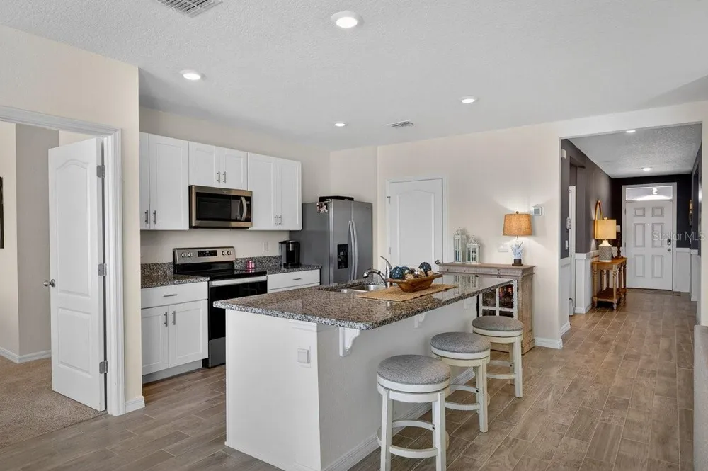 1346 MIDDLE LAKE DRIVE Ormond Beach, FL 32174