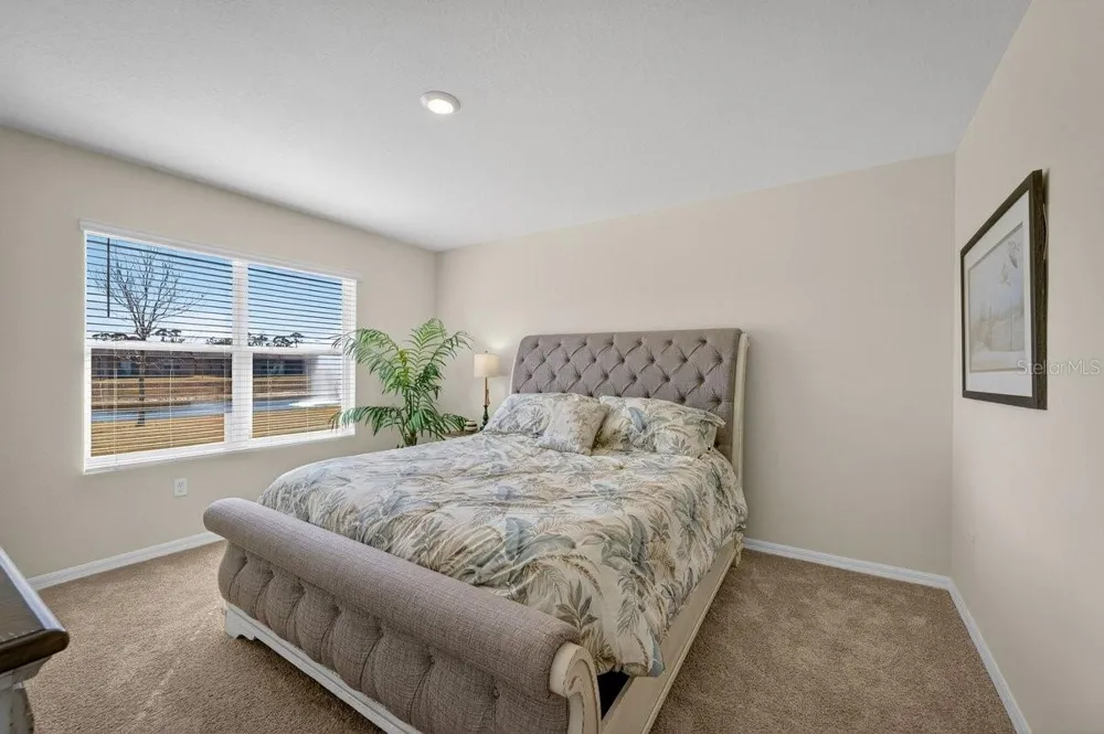 1346 MIDDLE LAKE DRIVE Ormond Beach, FL 32174