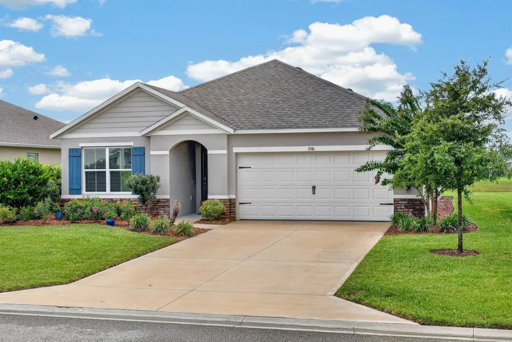 1346 MIDDLE LAKE DRIVE Ormond Beach, FL 32174