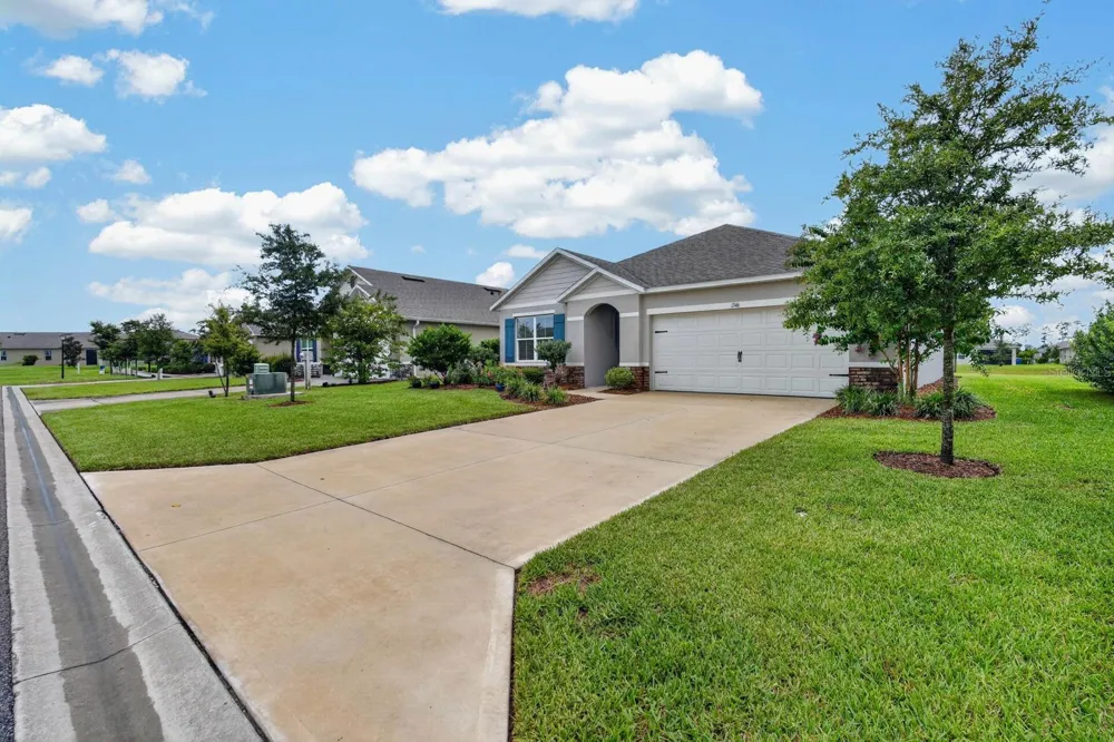 1346 MIDDLE LAKE DRIVE Ormond Beach, FL 32174
