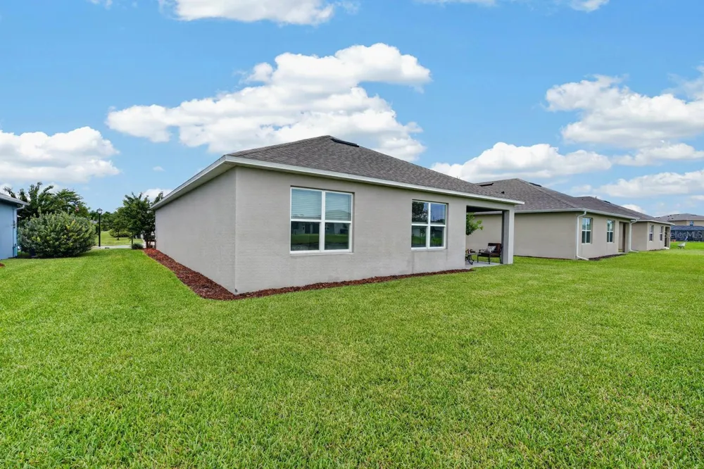 1346 MIDDLE LAKE DRIVE Ormond Beach, FL 32174