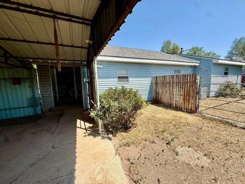 814 NE 11TH STREET