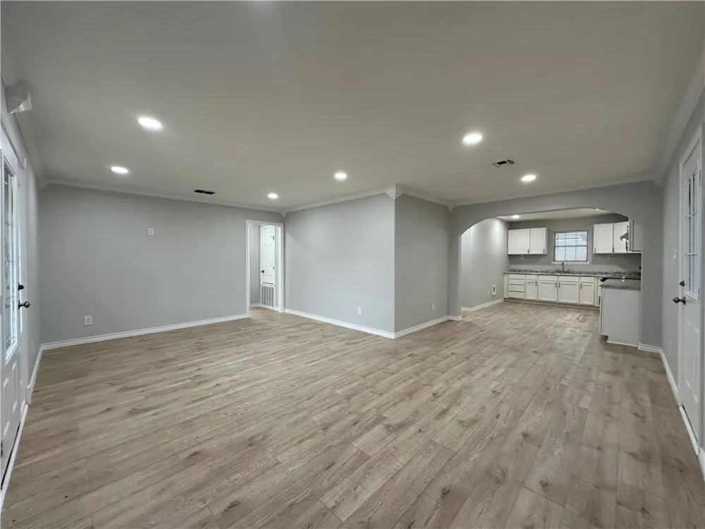 1202 Main Drive Corpus Christi, TX 78409