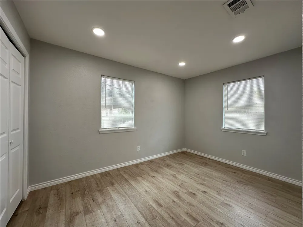 1202 Main Drive Corpus Christi, TX 78409