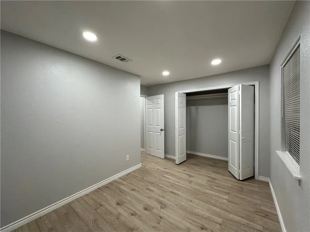 1202 Main Drive Corpus Christi, TX 78409