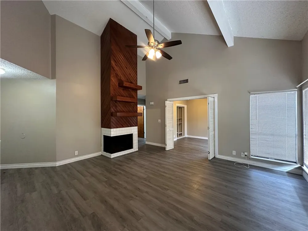 2429 Woodway Drive Corpus Christi, TX 78414