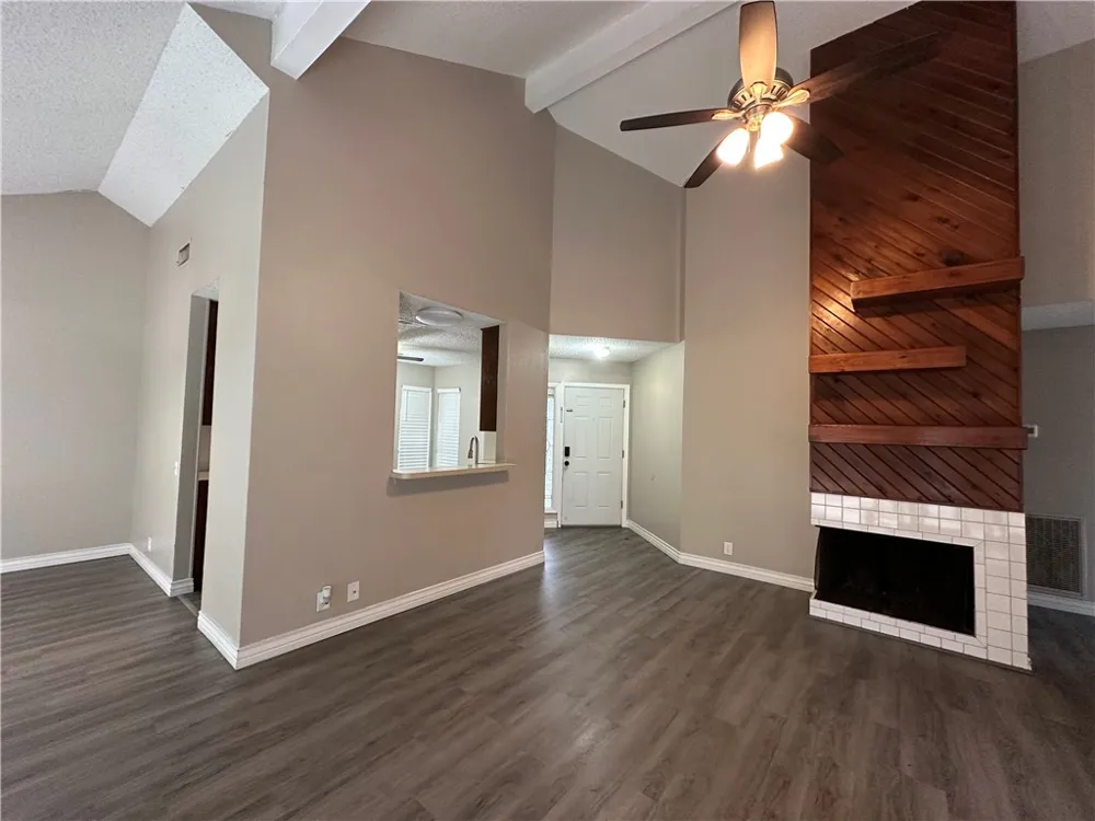 2429 Woodway Drive Corpus Christi, TX 78414