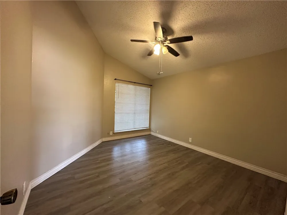 2429 Woodway Drive Corpus Christi, TX 78414