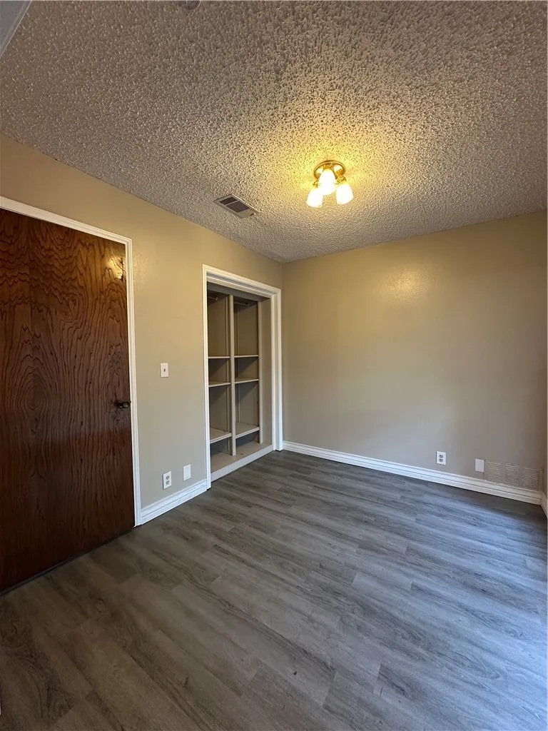 2429 Woodway Drive Corpus Christi, TX 78414