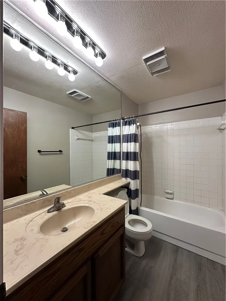2429 Woodway Drive Corpus Christi, TX 78414