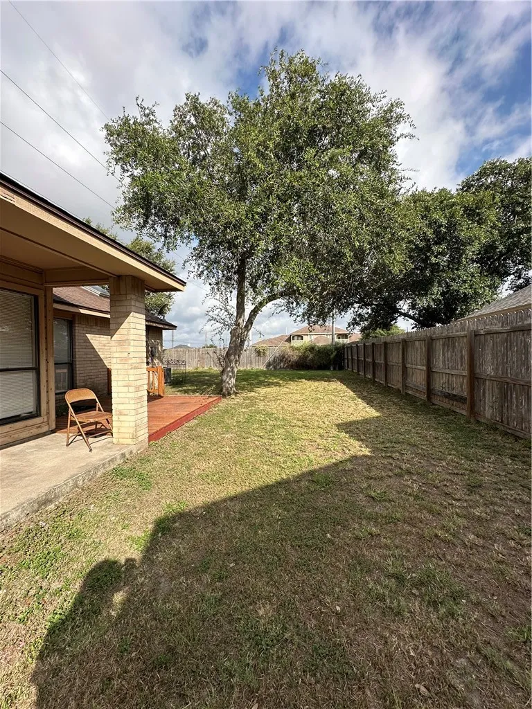 2429 Woodway Drive Corpus Christi, TX 78414