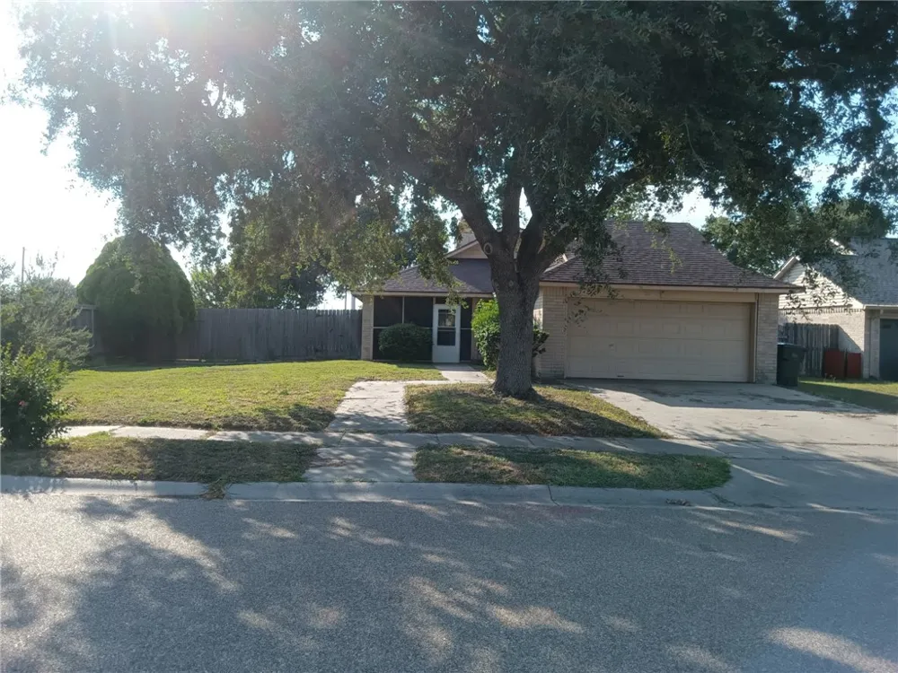 2429 Woodway Drive Corpus Christi, TX 78414