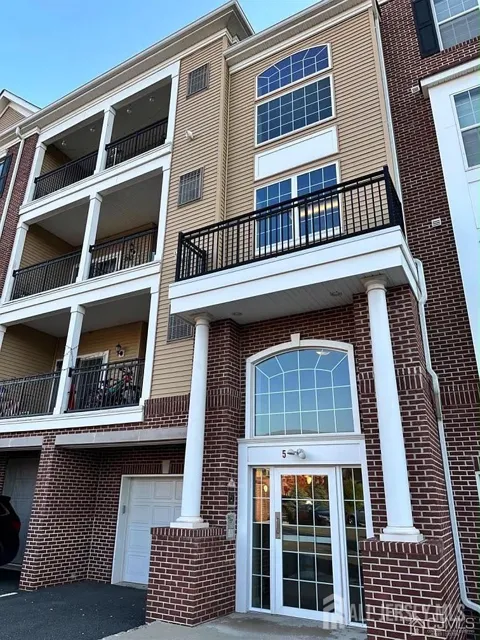 534 Doral Court