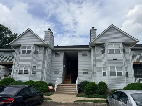 343 Ventnor Court