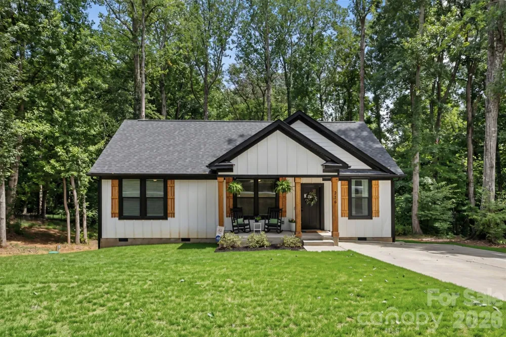 216 Briar Creek Road Gastonia, NC 28056