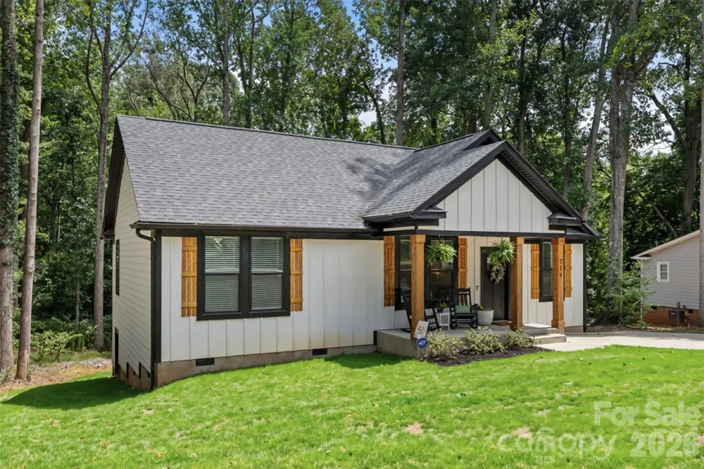 216 Briar Creek Road Gastonia, NC 28056
