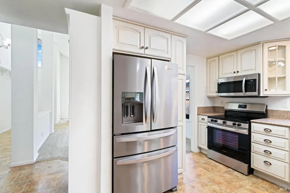 462 Danbury Circle Vacaville, CA 95687