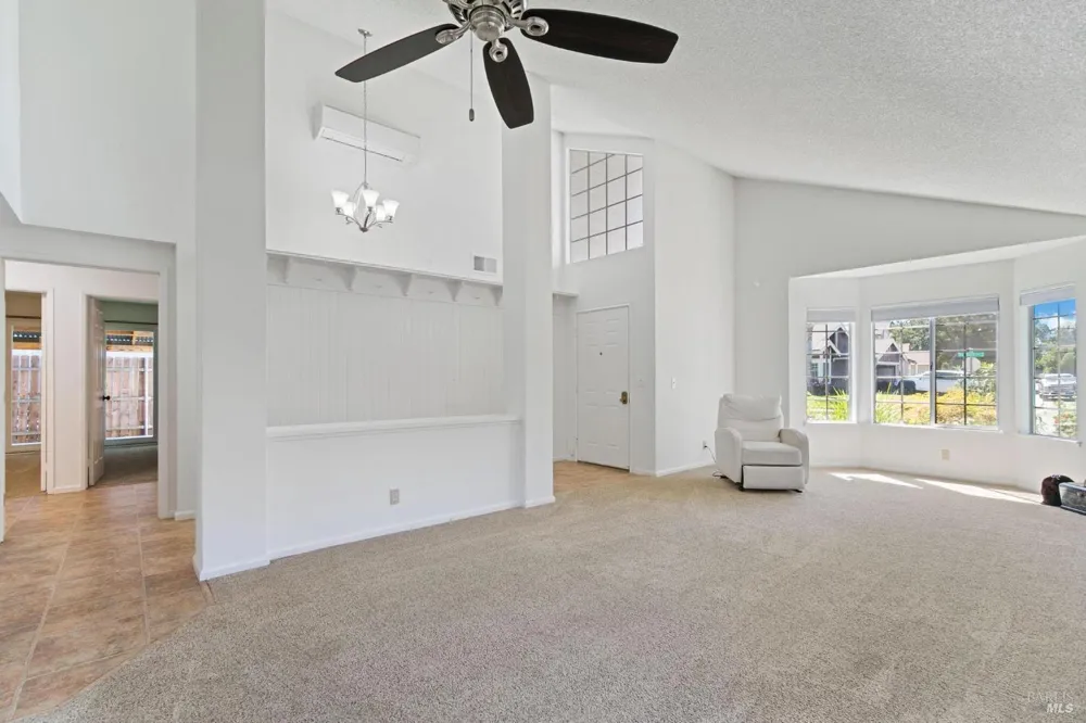 462 Danbury Circle Vacaville, CA 95687