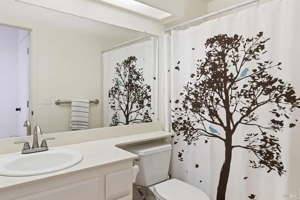 462 Danbury Circle Vacaville, CA 95687