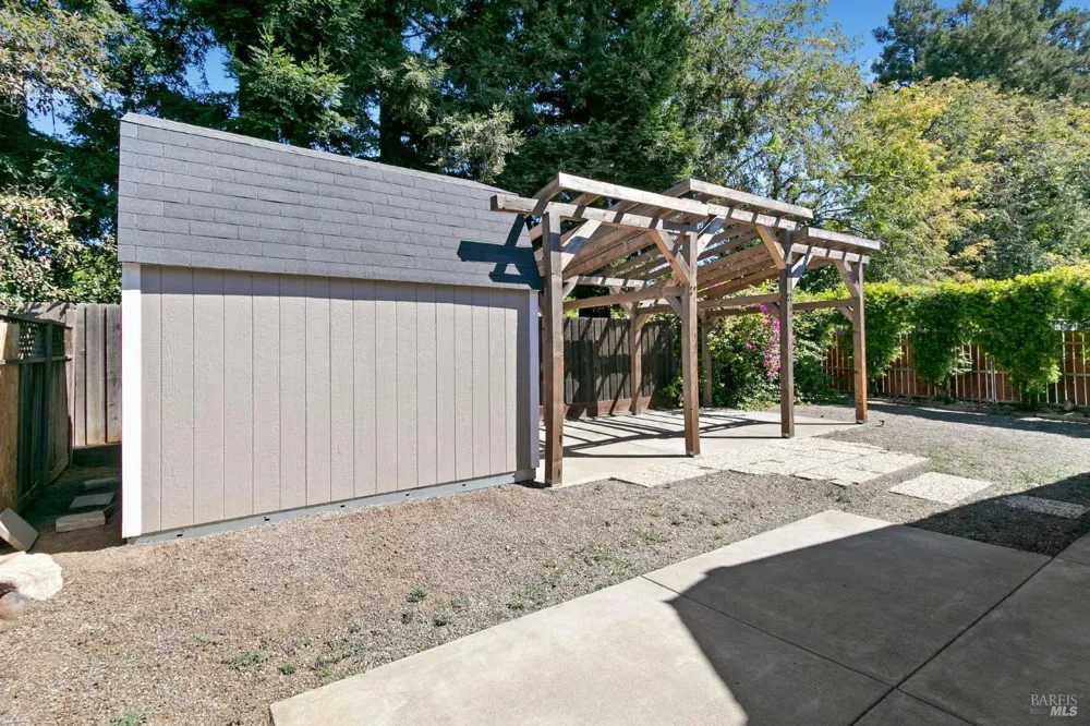 462 Danbury Circle Vacaville, CA 95687