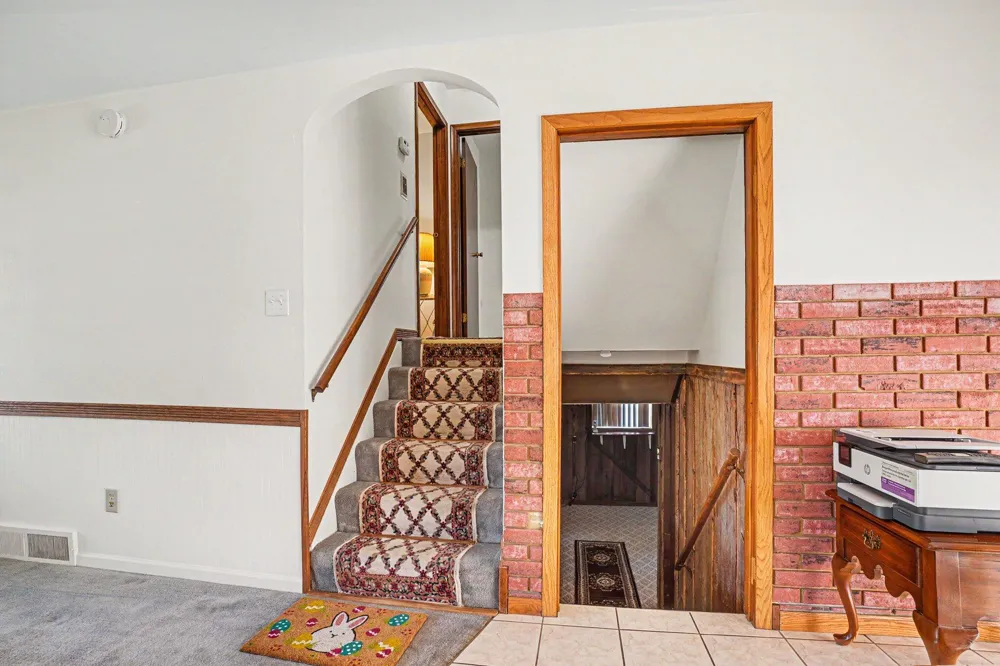 406 Woodlark Drive Galesburg, MI 49053