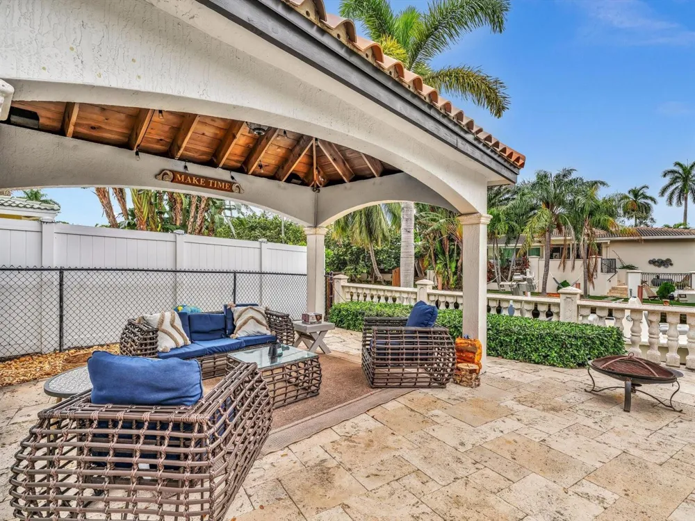 749 SW 2ND STREET Boca Raton, FL 33486