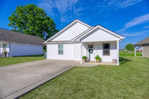 458 Laramie Dr