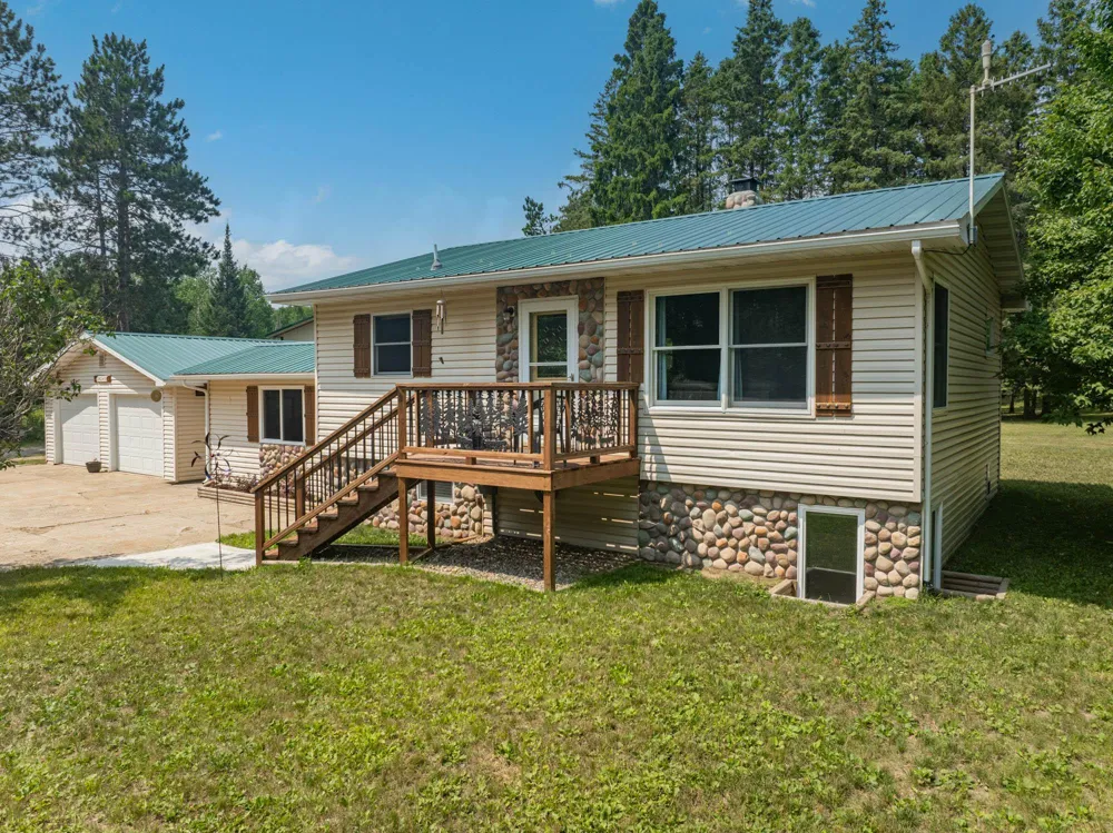 28249 Lost Lake Drive Grand Rapids, MN 55744